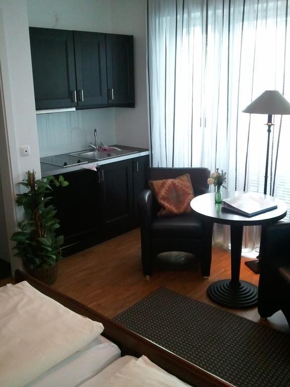 Heldts Aparthotel Eckernförde Buitenkant foto