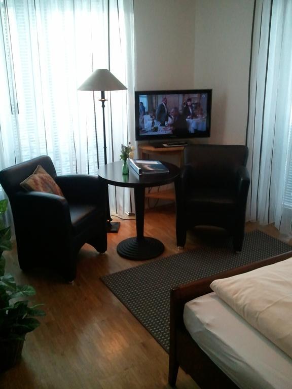 Heldts Aparthotel Eckernförde Buitenkant foto